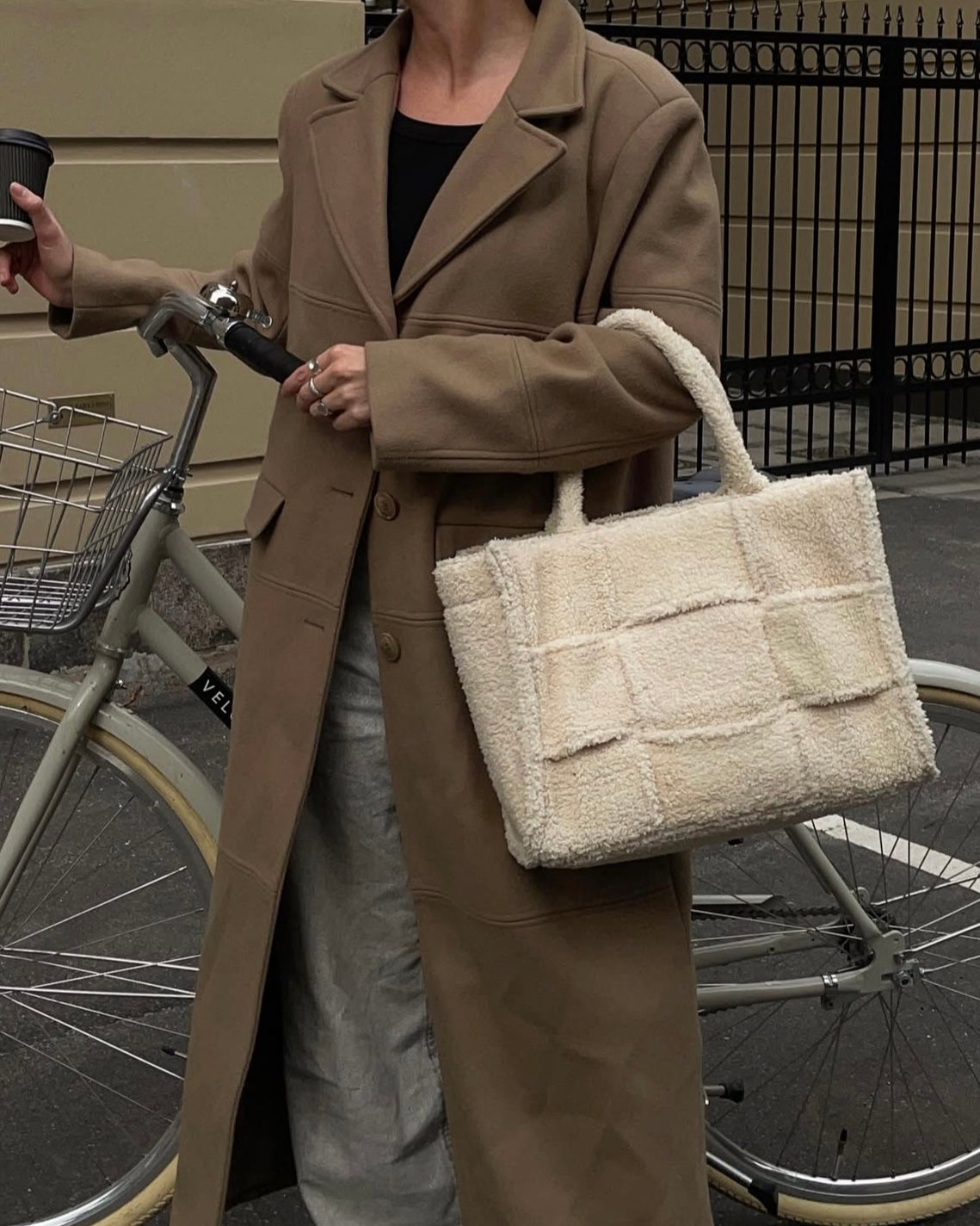 Luna Moon Mid Tote - Cervino Tote bag Blonde Autumn