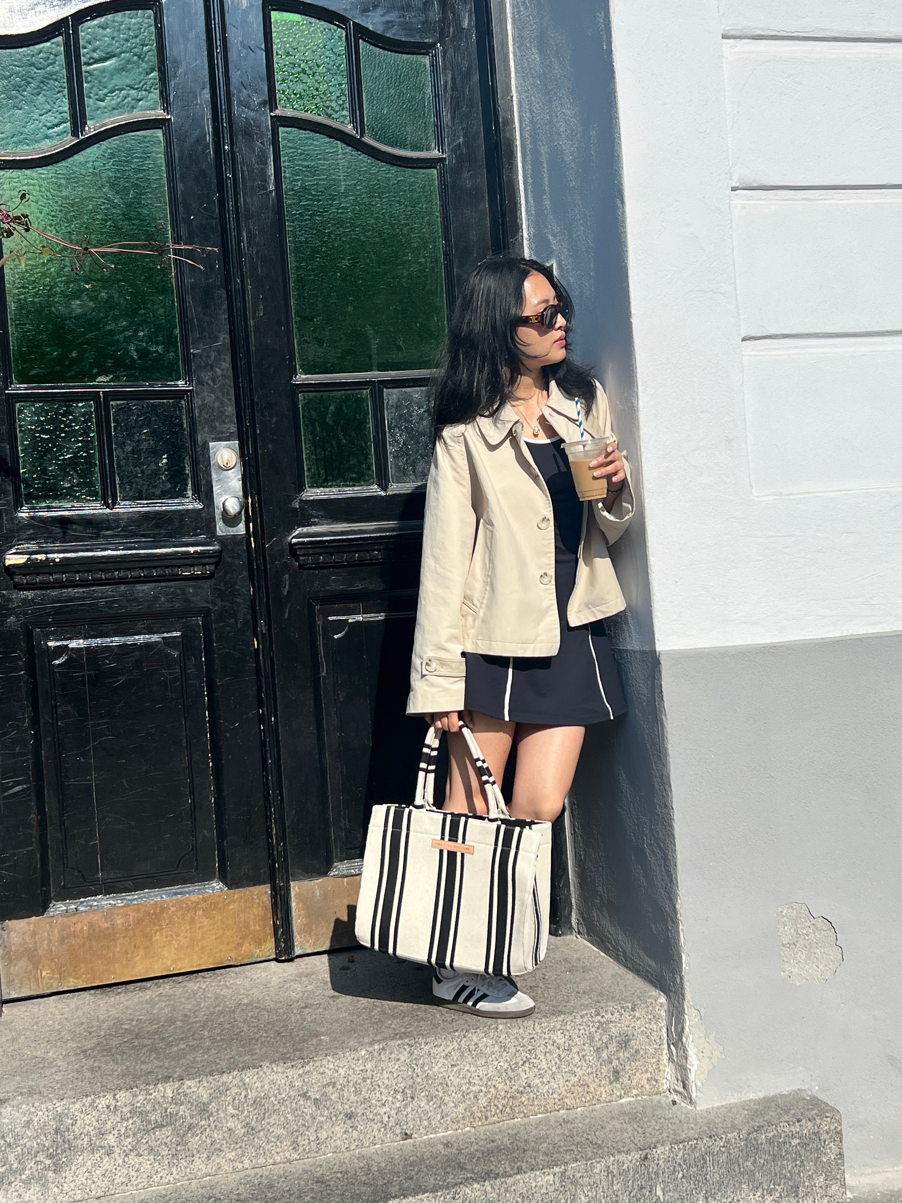 Luna Moon Mid Tote - Deauville Tote bag Black