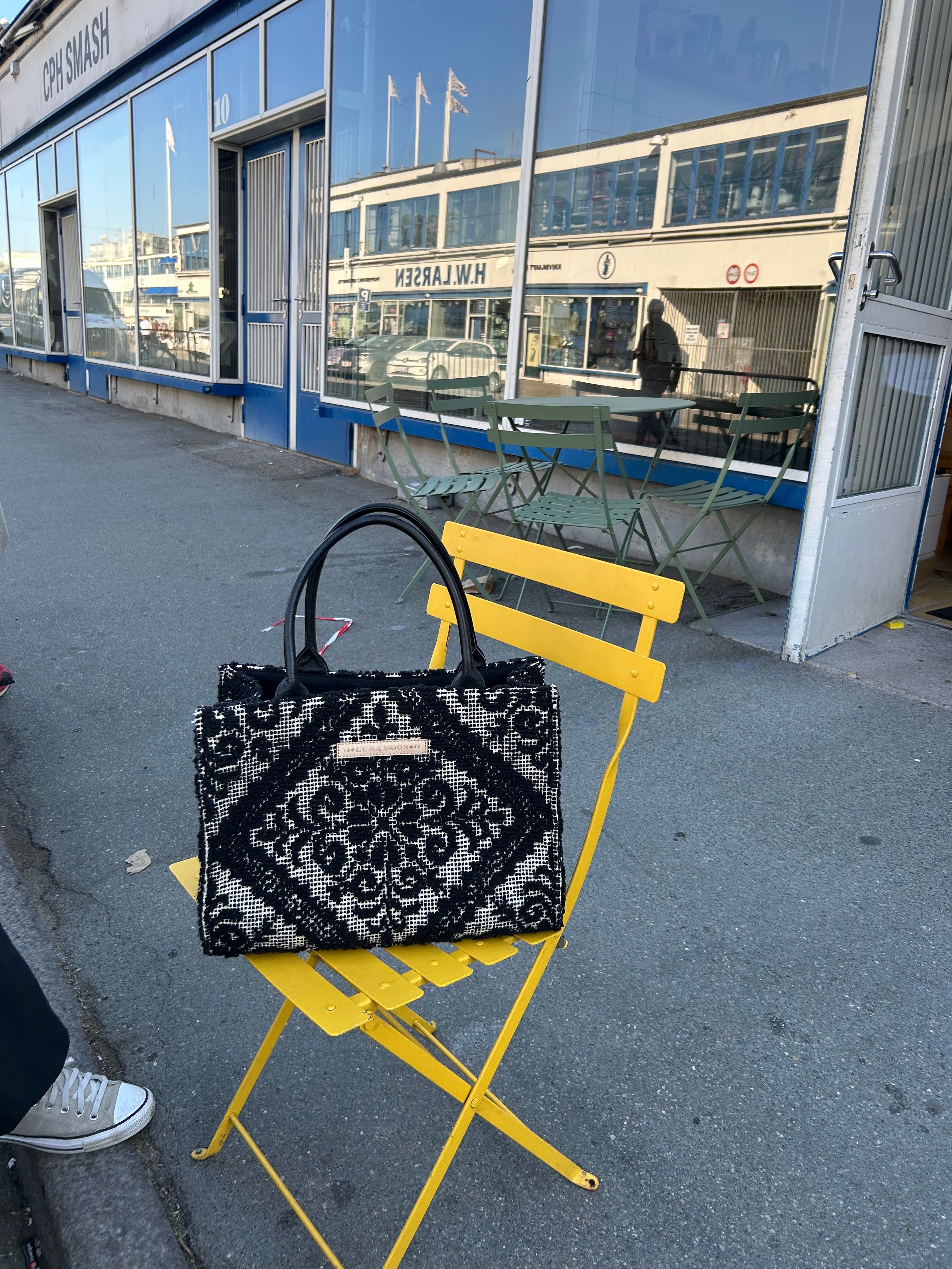 Luna Moon Mid Tote - Tilos Tote bag Black