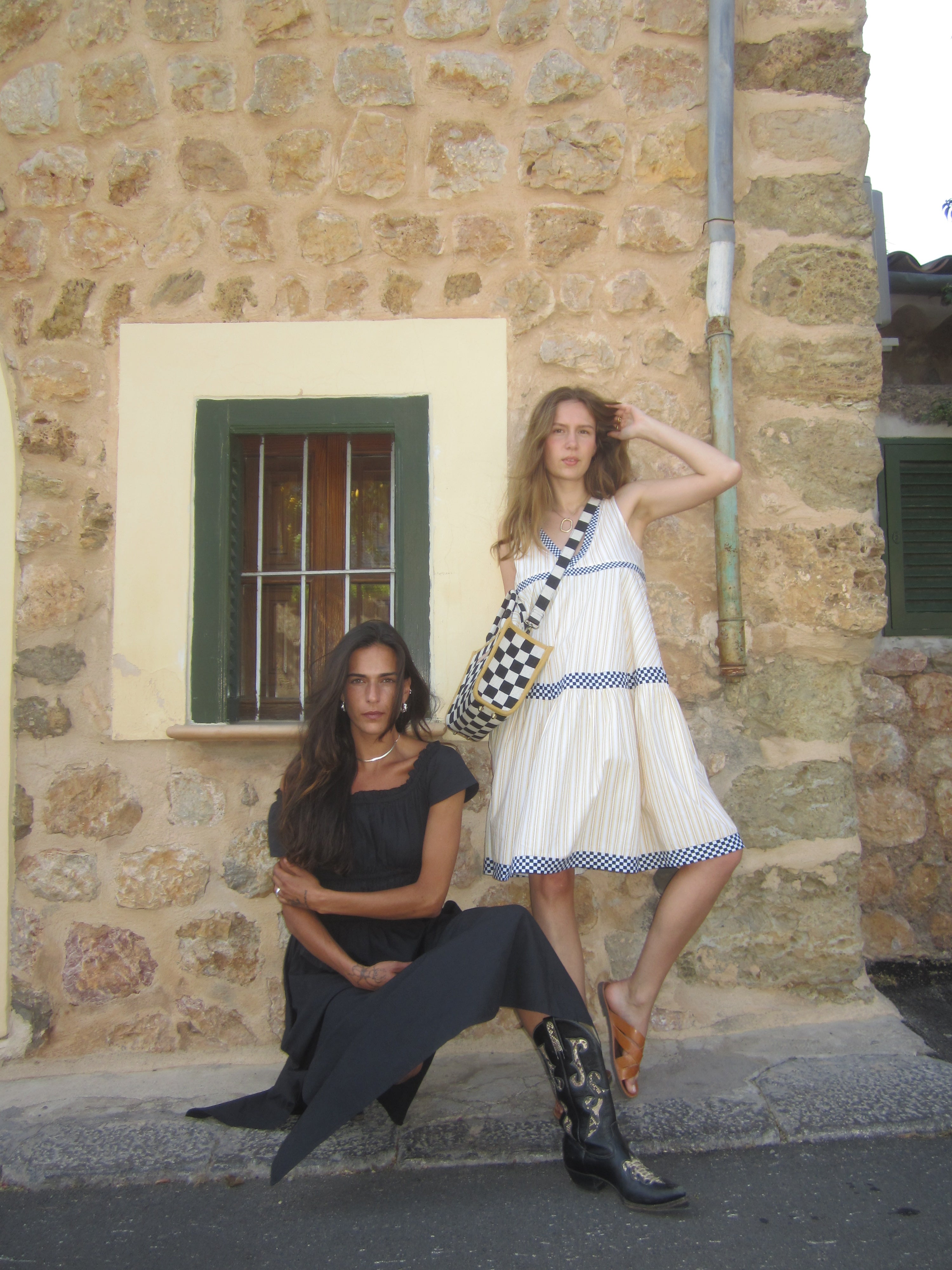 Luna Moon Soho - Sleeveless Dress Dress Pale Banana