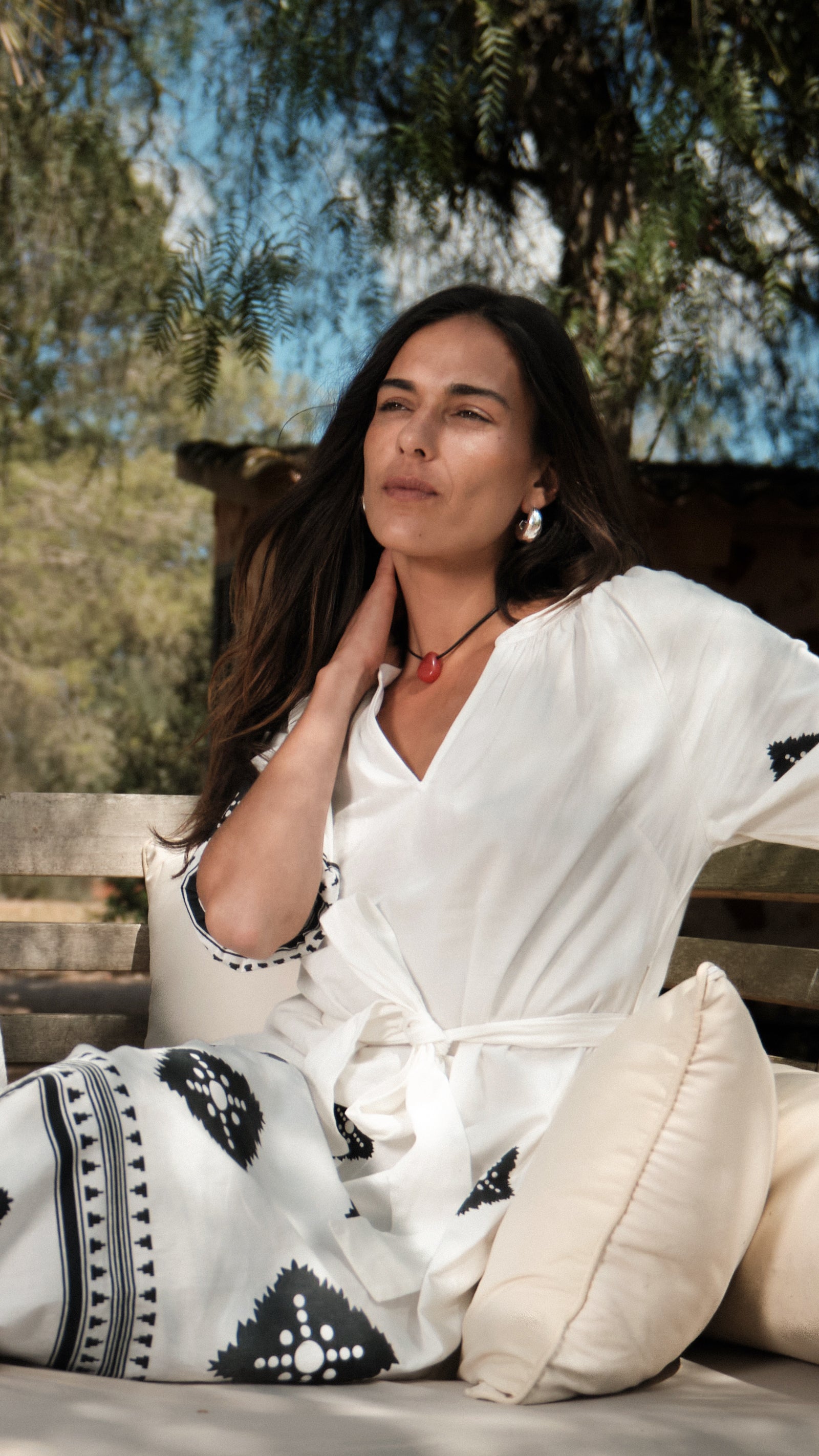 Luna Moon El Raval - Dress Apparel Ivory - Black