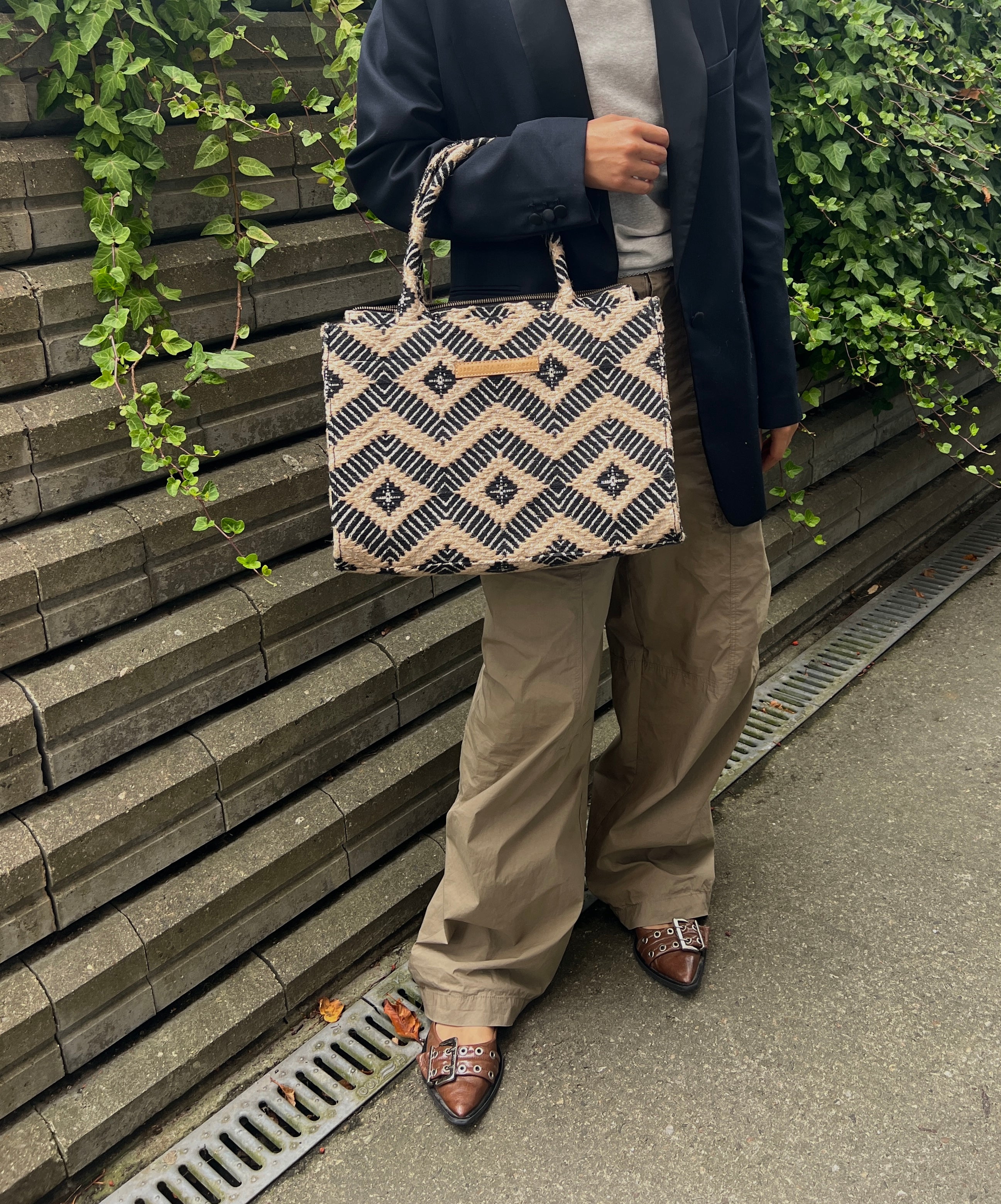 Luna Moon Mid Tote - La Rambla Tote bag Black