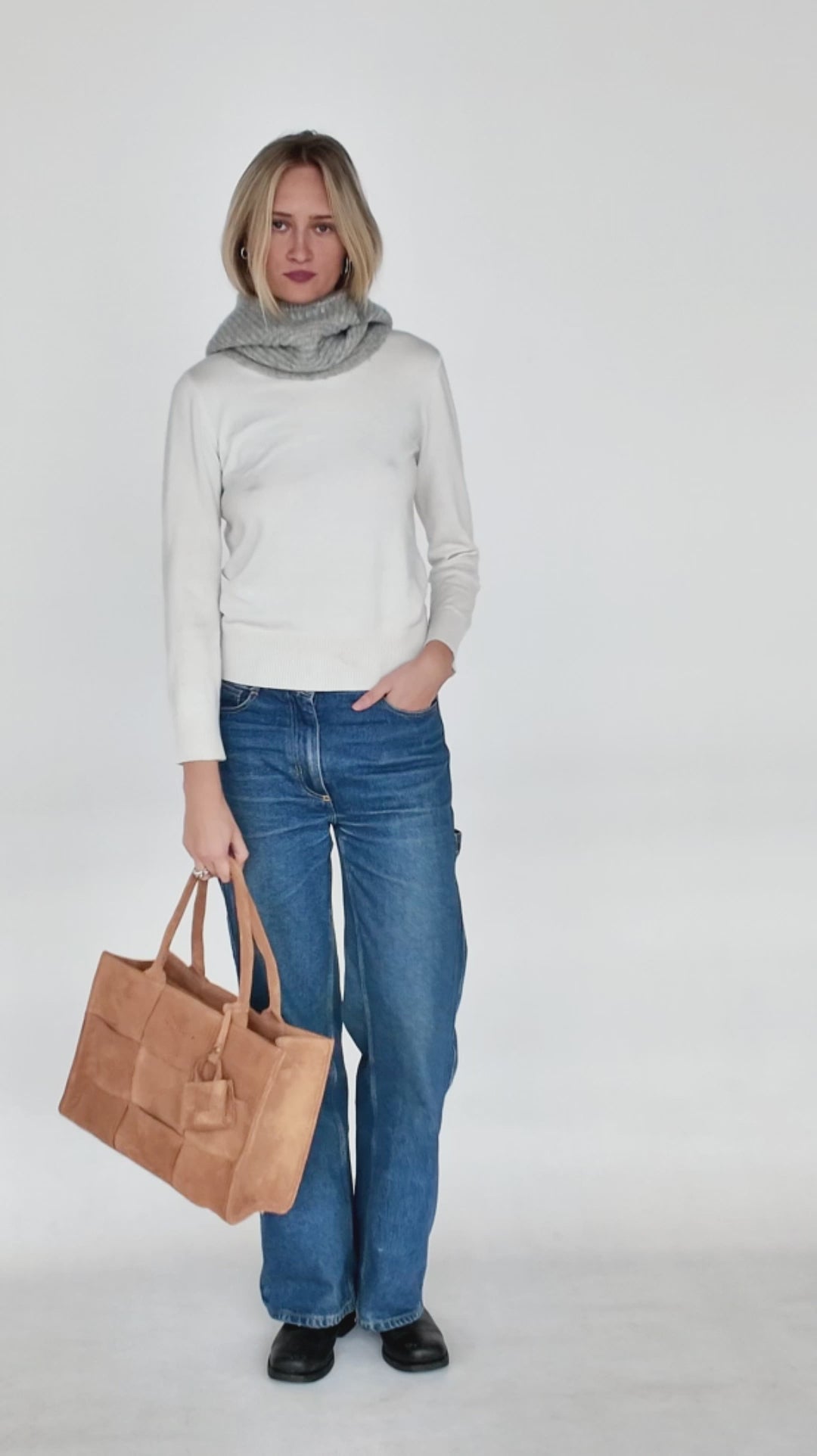 Luna Moon Mid Tote - Cervino Vista Tote bag Camel
